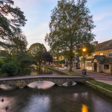 Mavis In The Cotswolds Hotel Bourton-on-the-Water ภายนอก รูปภาพ