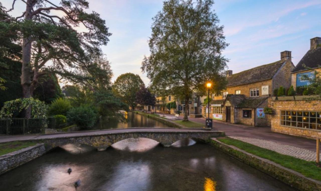 Mavis In The Cotswolds Hotel Bourton-on-the-Water ภายนอก รูปภาพ